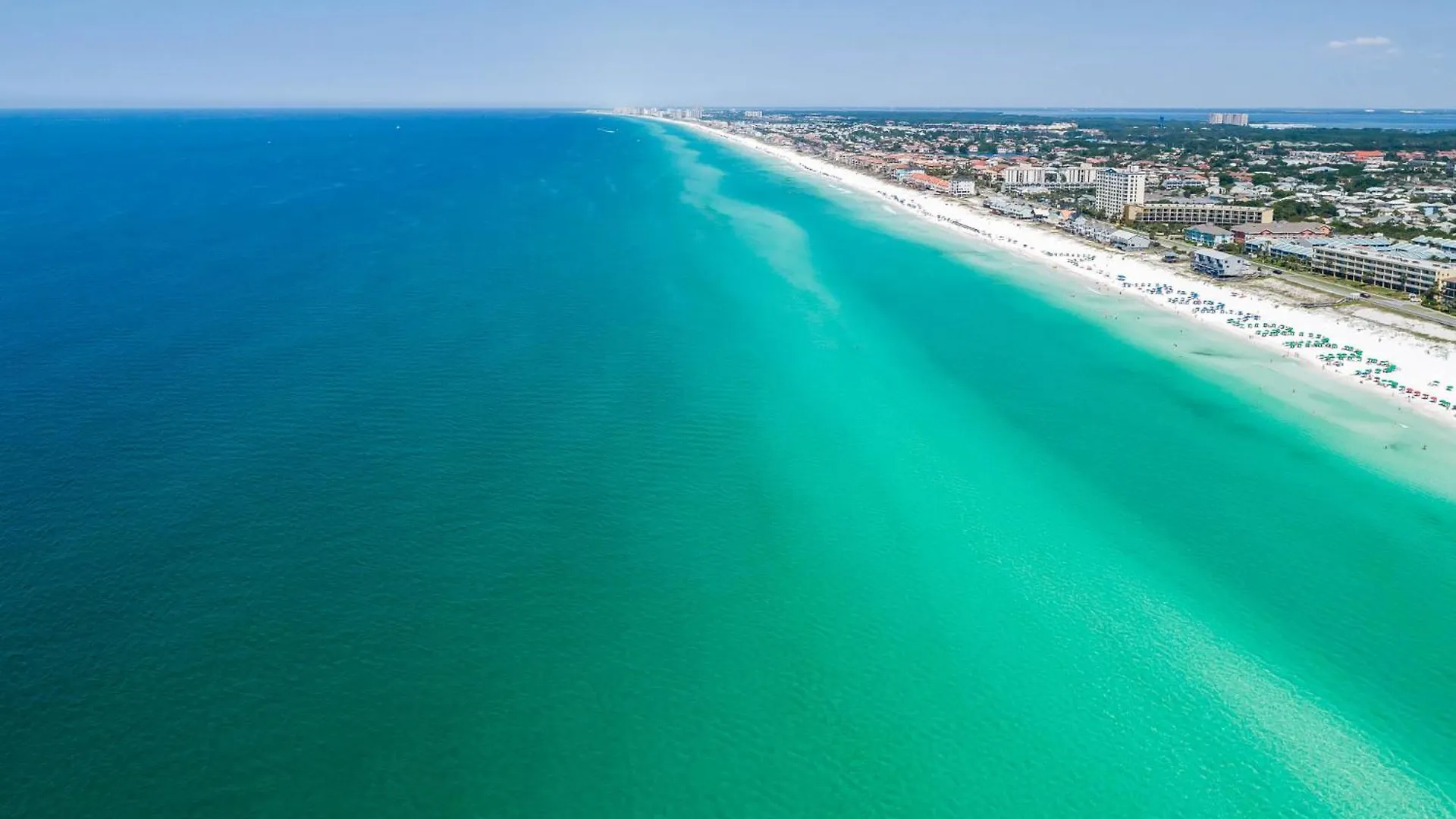 Pool - Gated Community - Private Community Beach Destin Holiday home